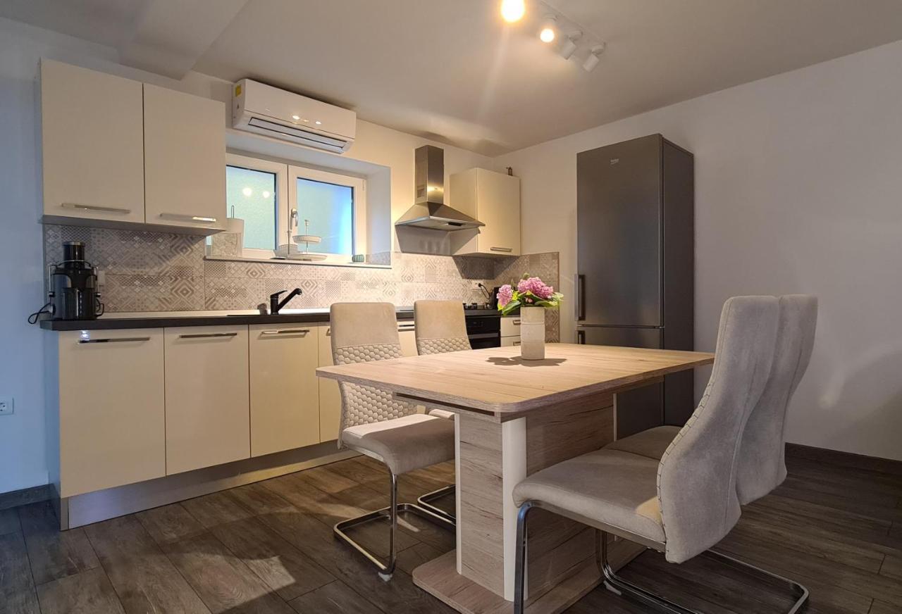 Apartman Kokola Mali Lošinj Zewnętrze zdjęcie